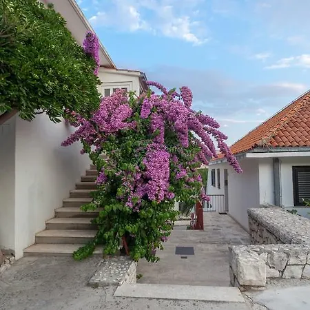 Marija In Perfect Location