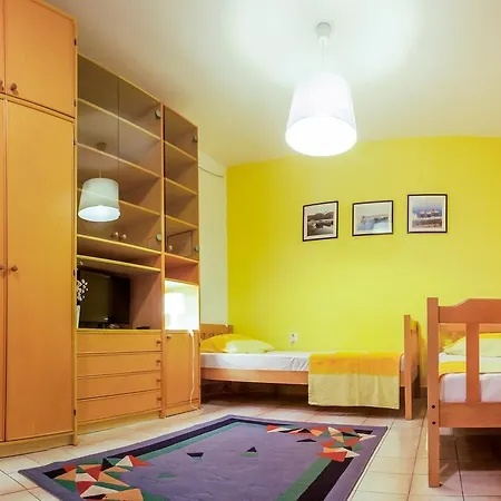 Marija In Perfect Location Split