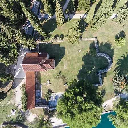 Gostinjska kuća Marija In Perfect Location 4*