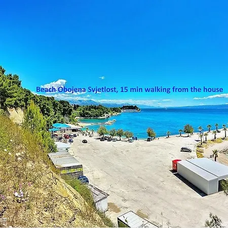 Marija In Perfect Location 3*